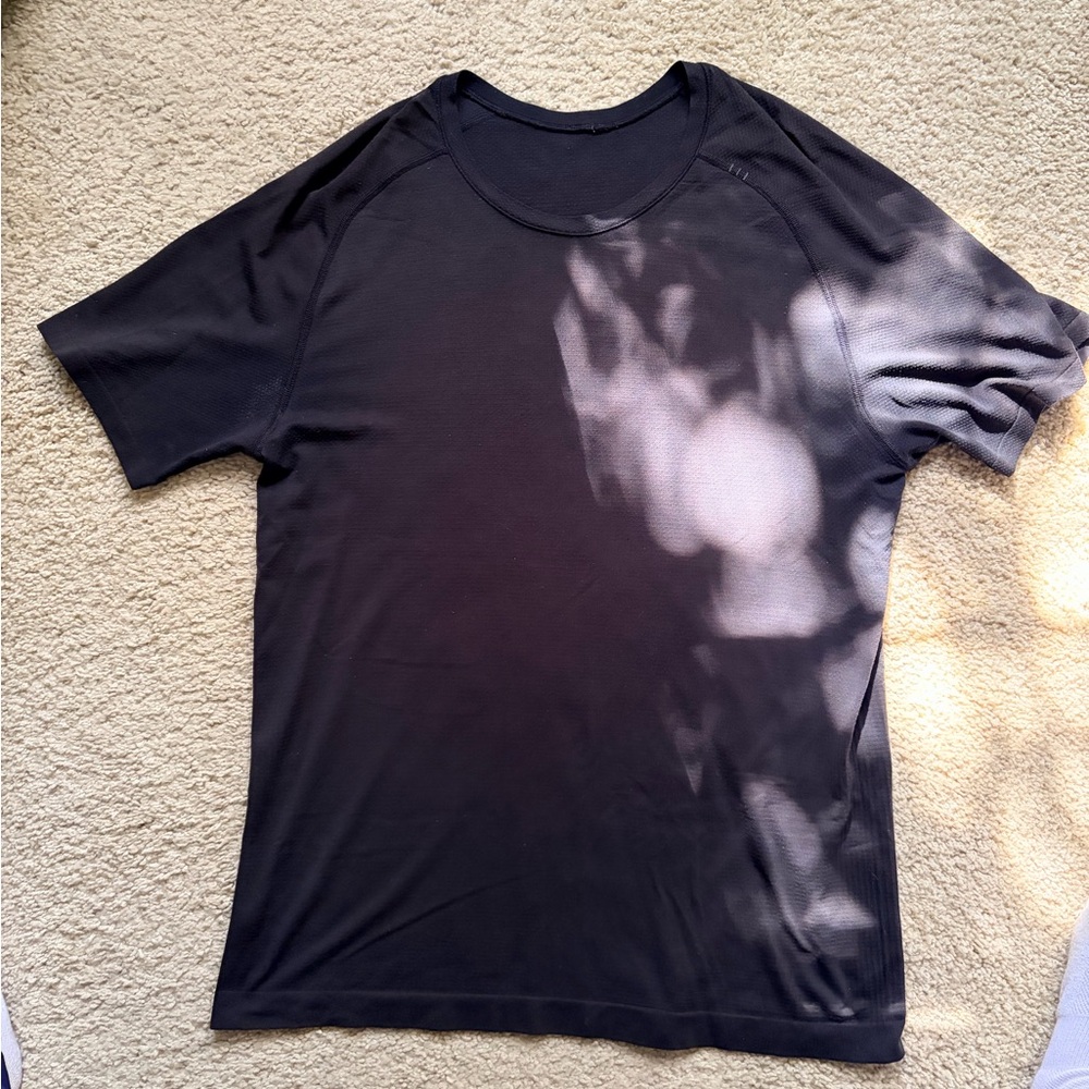 Lululemon, medium, metal vent tech shirt, Men's Black T-Shirt